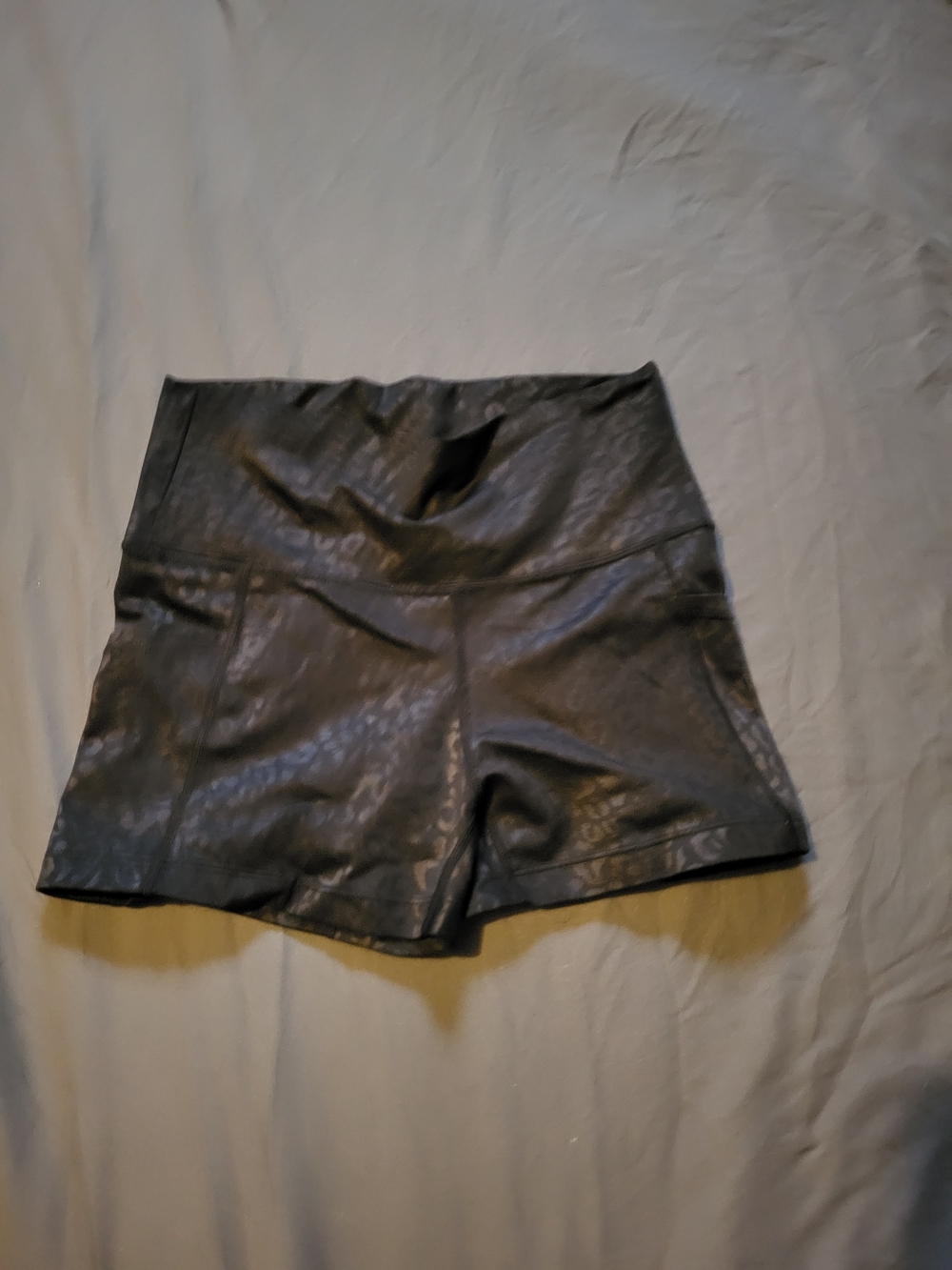 CVG Constantly Varied Gear Womens Shorts Black Leopard Small 2.5 Length